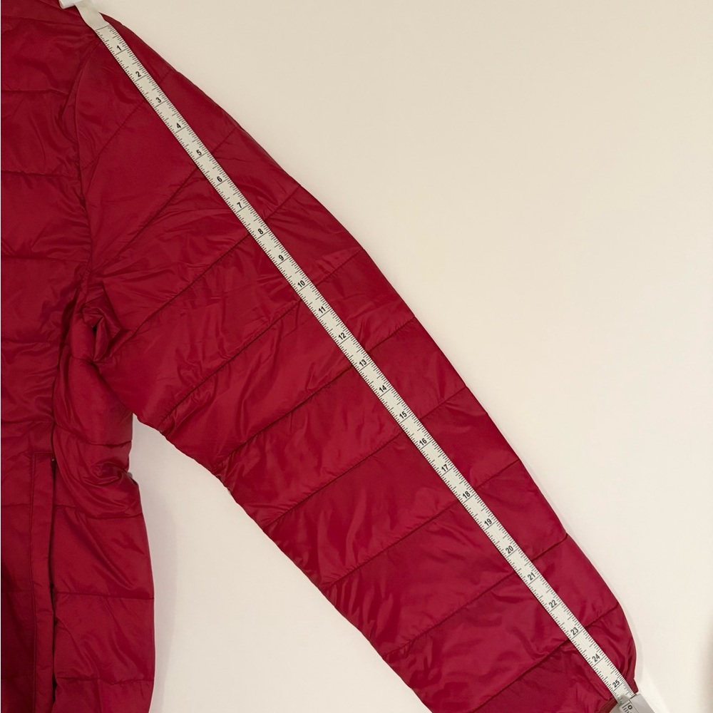 NWT- Men's American Eagle Red Puffer Jacket - Size Small - Picture 9 of 10